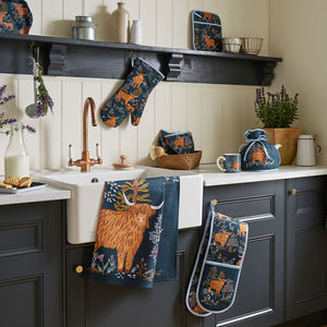 Kitchen & Dining