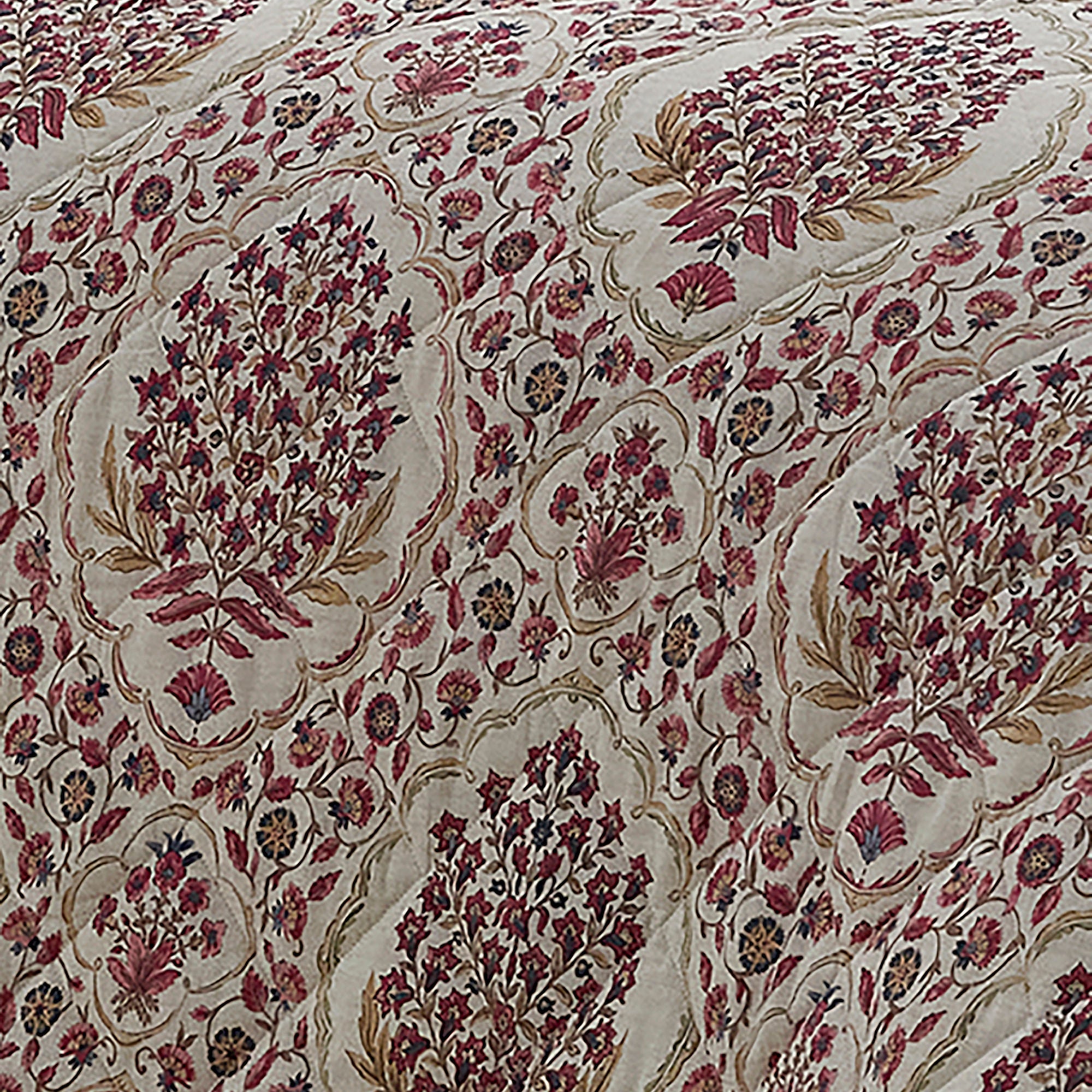 Ashmead Bedspread in Berry 200cm X 230cm - Bedspread - D & D Design
