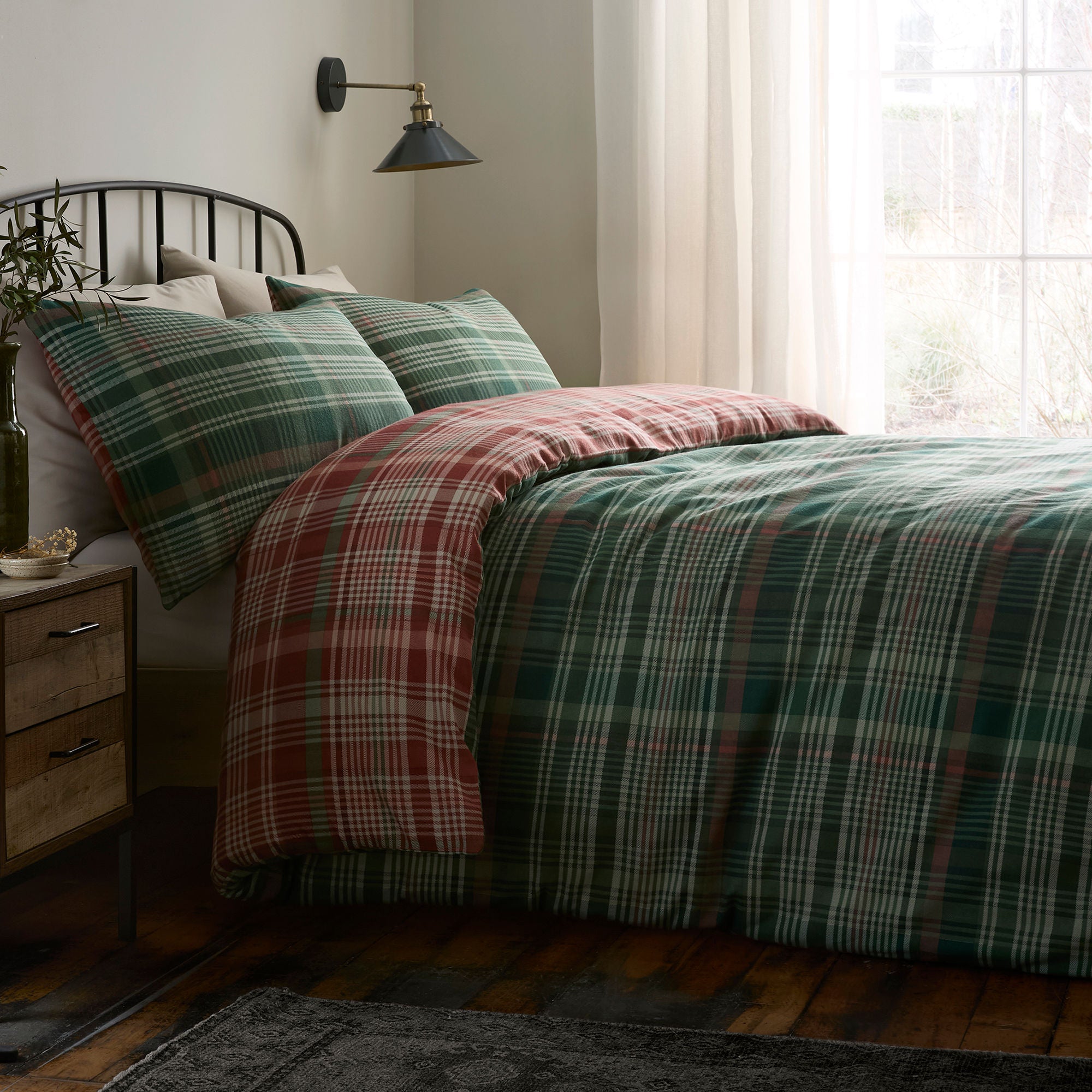 Bennet Check Duvet Cover Set in Green - Duvet Cover Set - Dreams & Drapes
