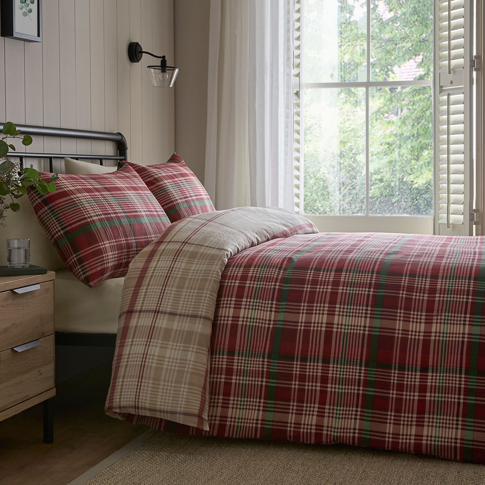 Bennet Check Duvet Cover Set in Red - Duvet Cover Set - D & D Lodge