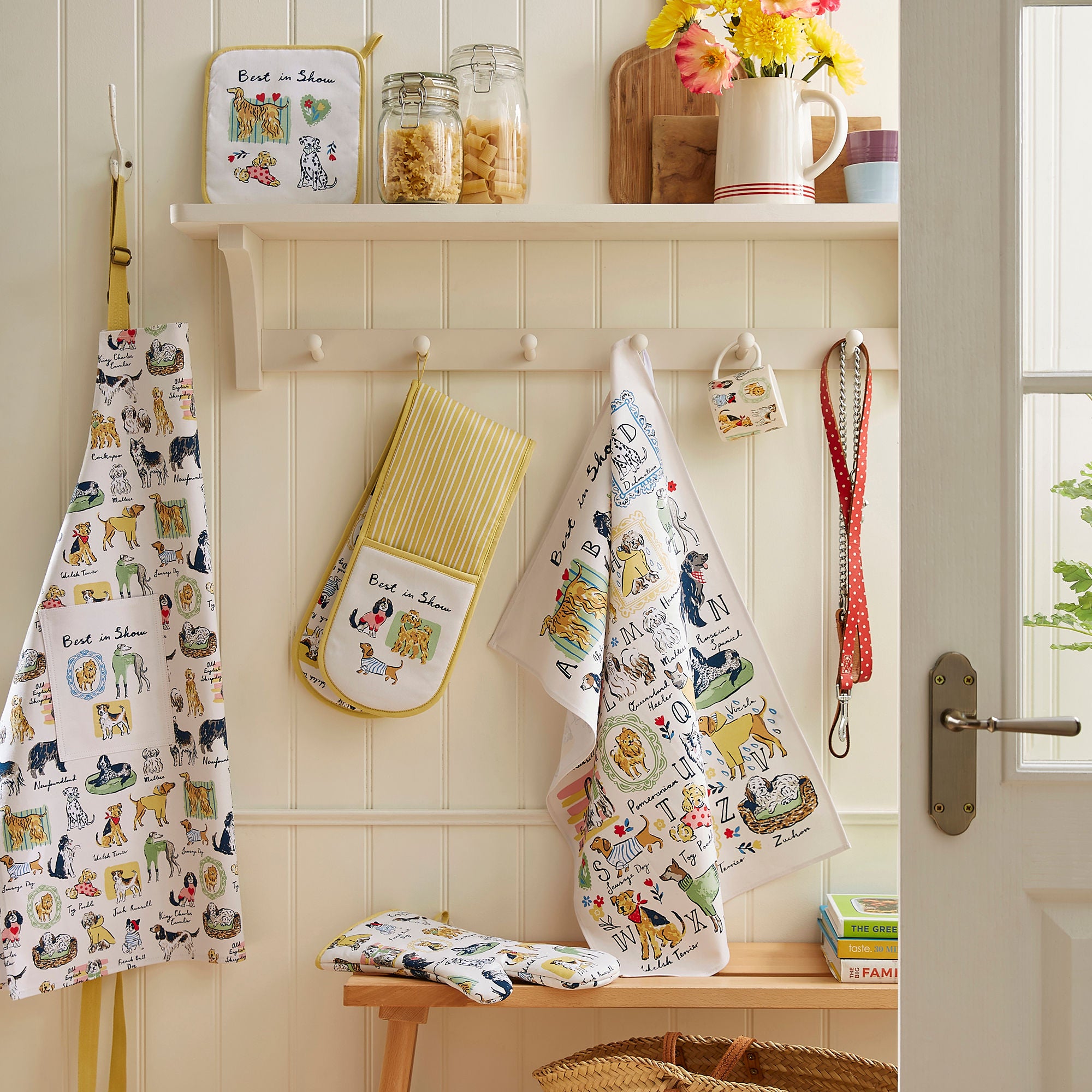 Ulster Weavers Best In Show Apron - Cotton One Size in Multi - Apron - Ulster Weavers