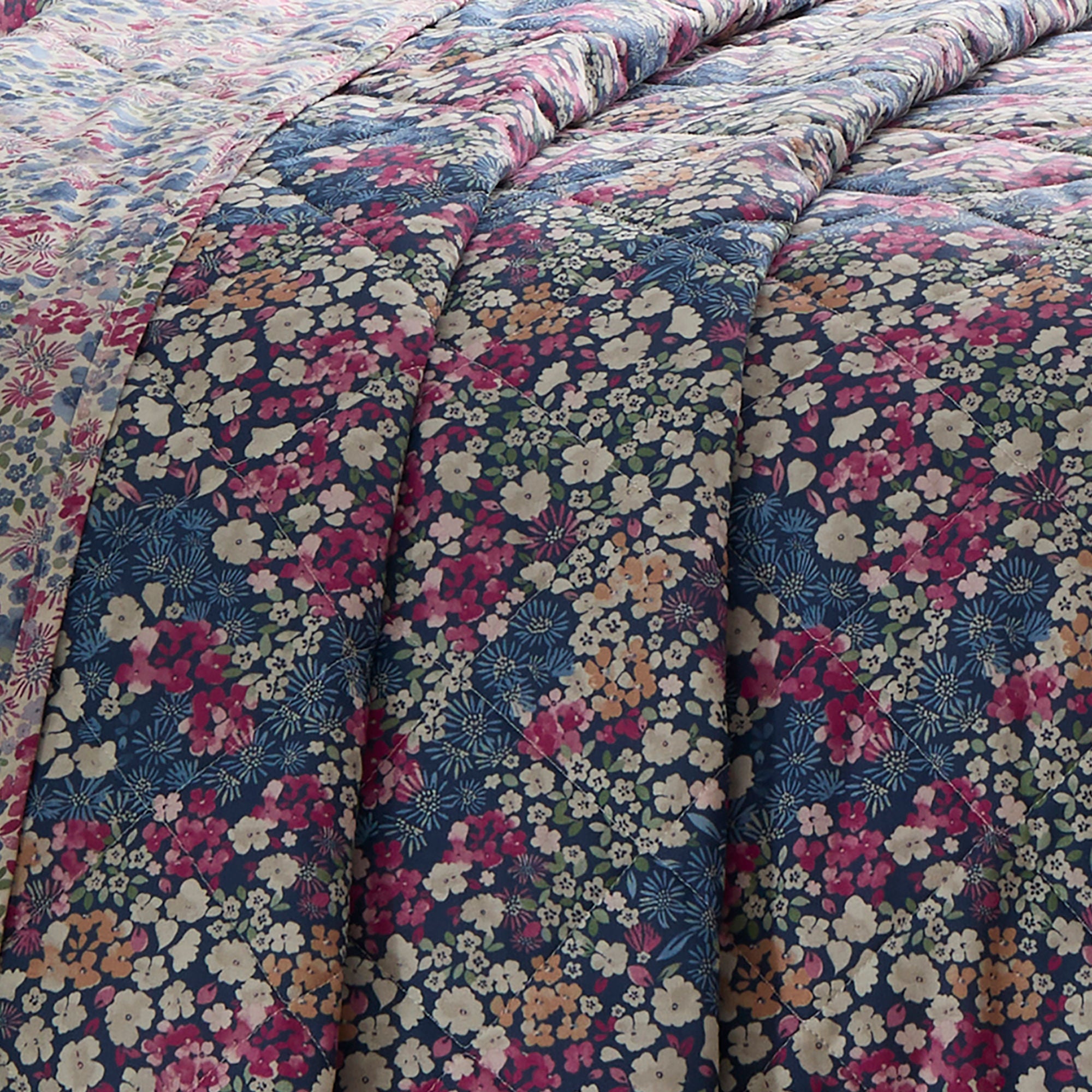 Bessie Bedspread in Navy 200 x 230cm - Bedspread - Dreams & Drapes