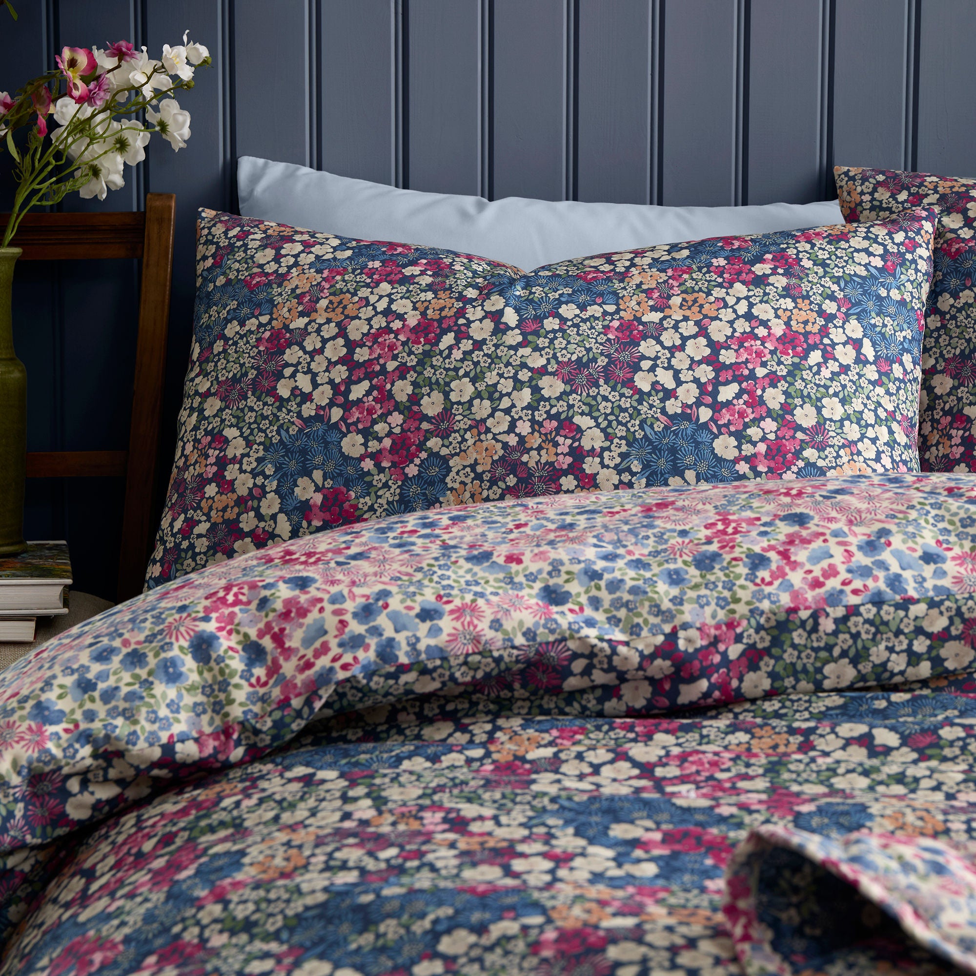 Bessie Duvet Cover Set in Navy - Duvet Cover Set - Dreams & Drapes
