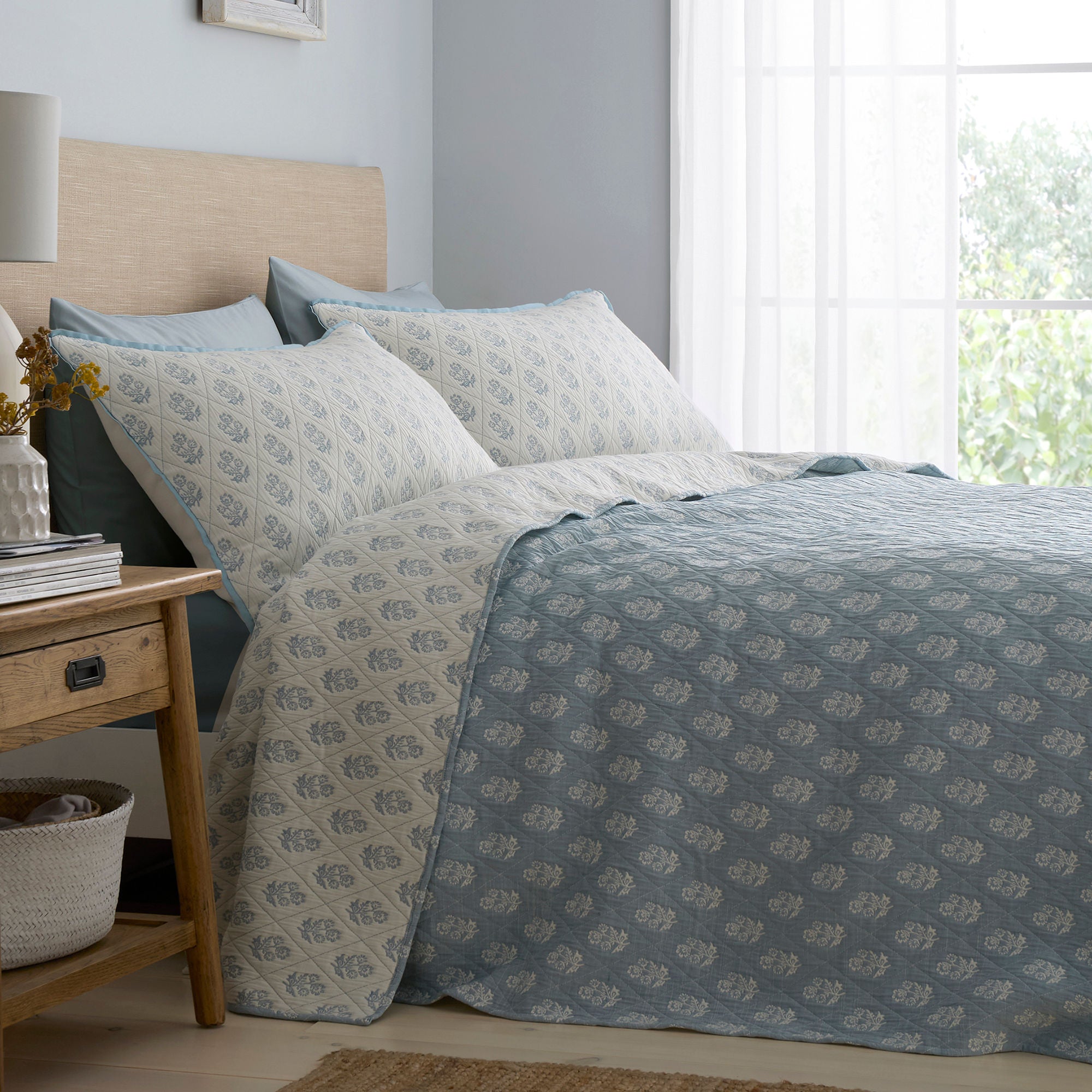 Block Floral Bedspread in Blue 235 x 235cm - Bedspread - Dreams & Drapes