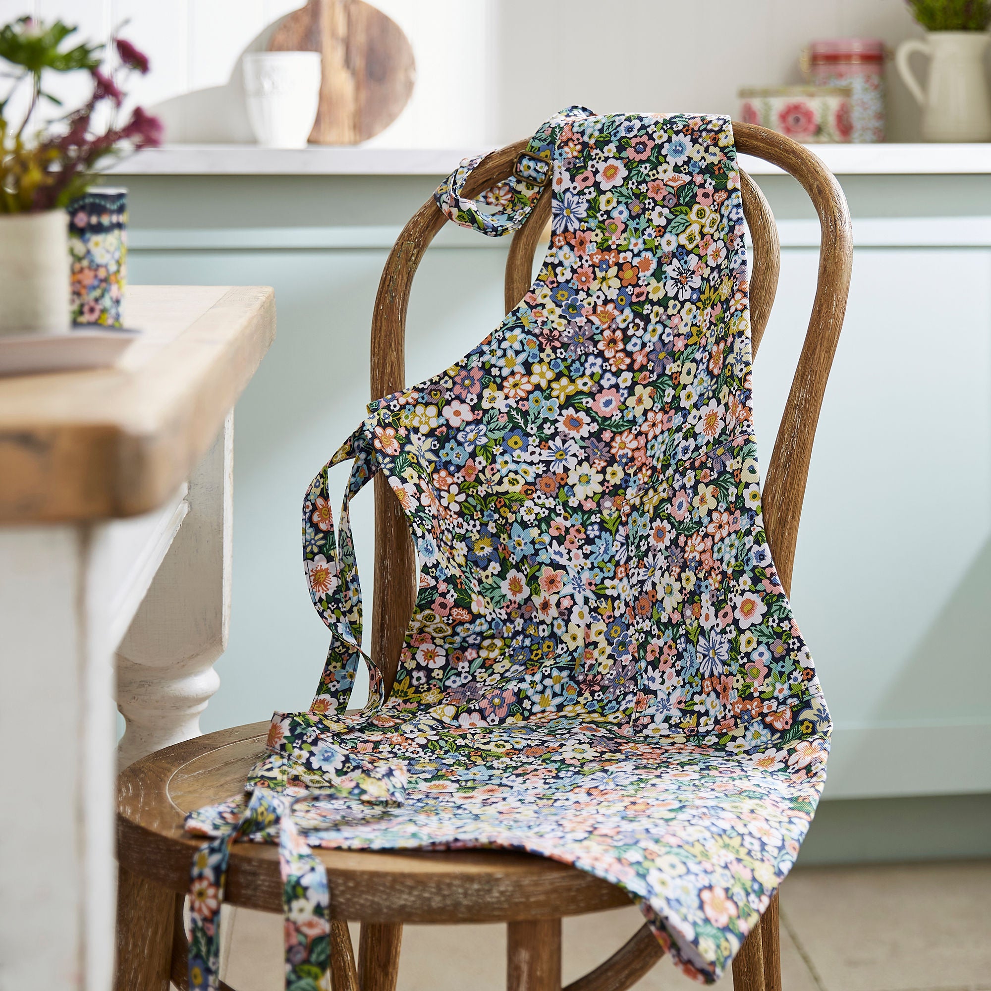 Ulster Weavers Confetti Floral Apron - Cotton One Size in Multi - Apron - Ulster Weavers