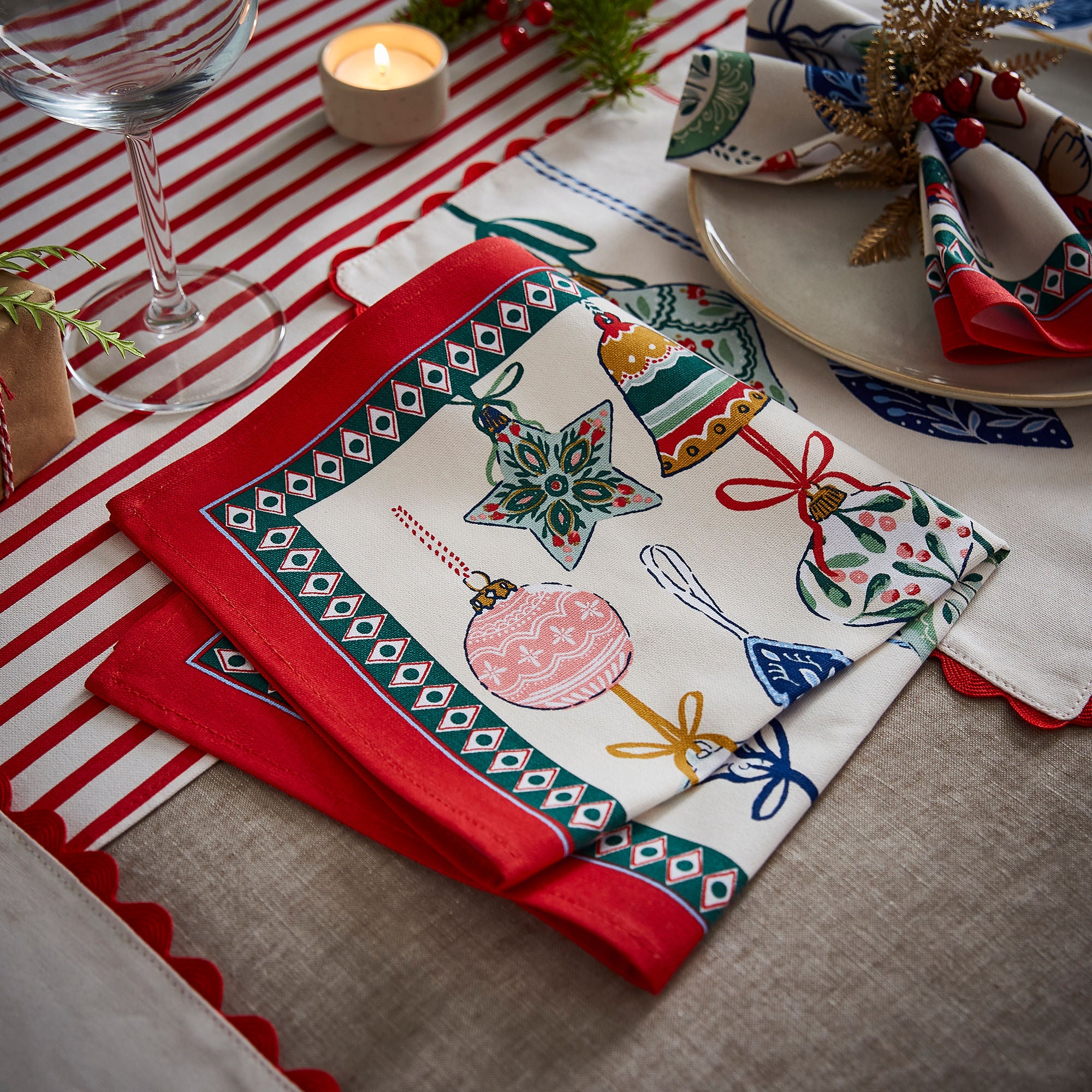 Ulster Weavers Christmas Ornaments Placemat - Cotton - 2 Pack One Size in Multi - Placemat - Ulster Weavers