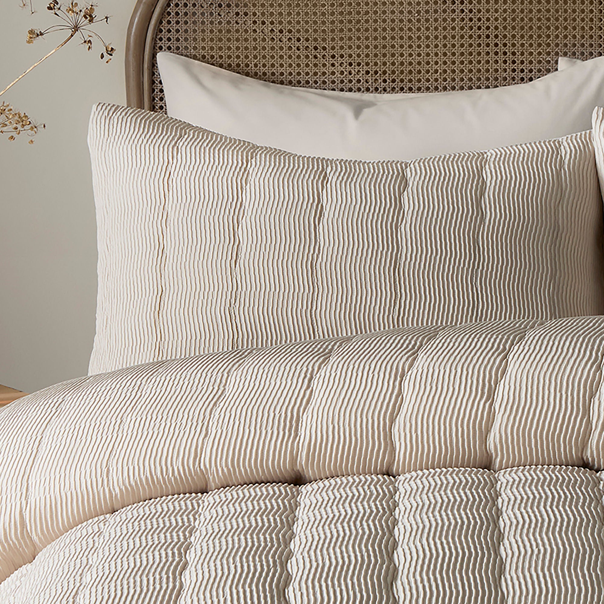 Crinkle Wave Duvet Cover Set in Natural - Duvet Cover Set - Serene