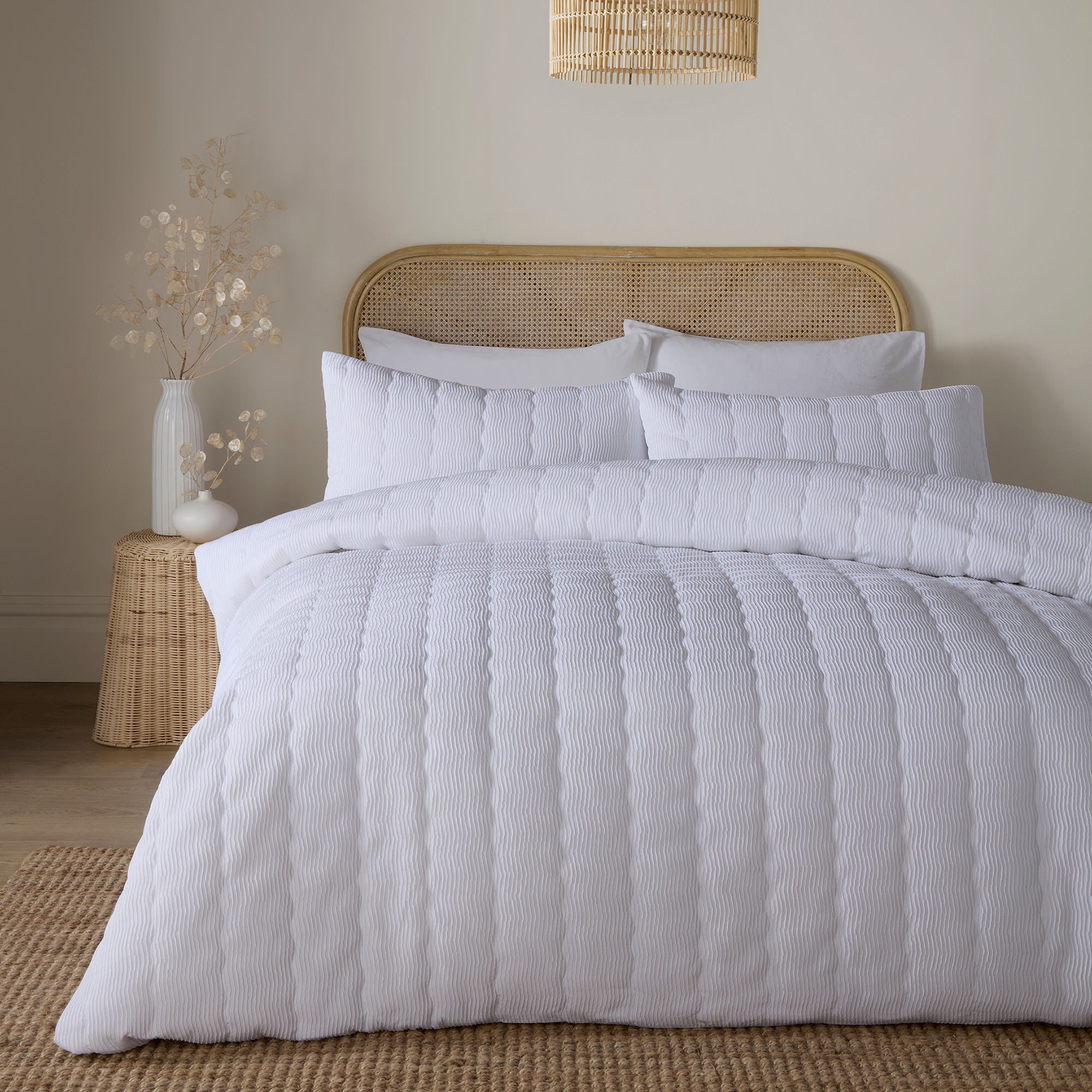Crinkle Wave Duvet Cover Set in White - Duvet Cover Set - Serene