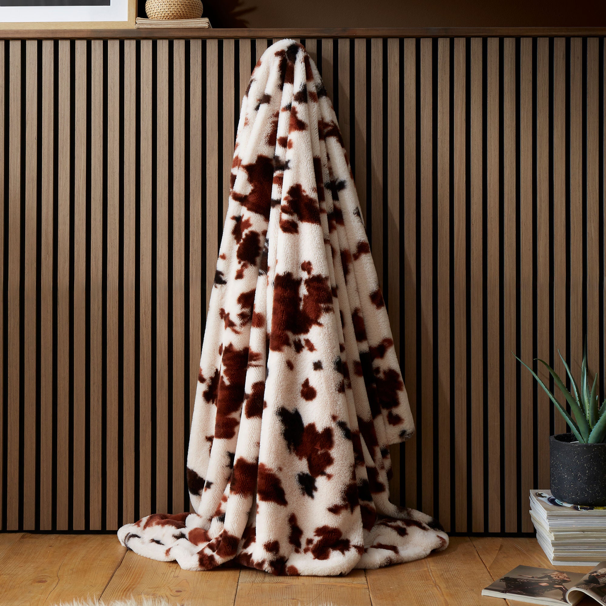Cow Print Faux Fur Bedspread in Natural 150 x 200cm