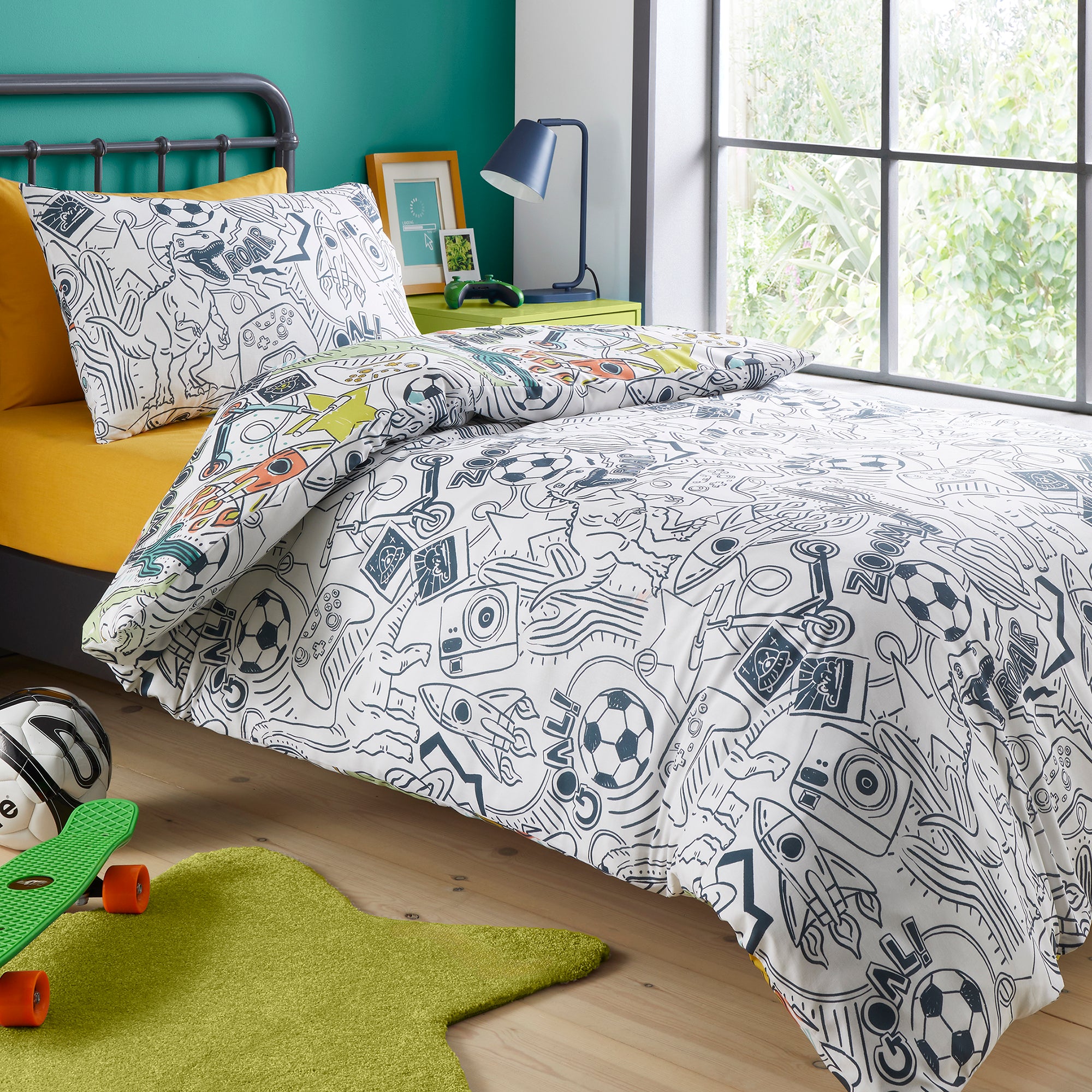 Doodle Zoom Duvet Cover Set in Multi - Duvet Cover Set - Bedlam