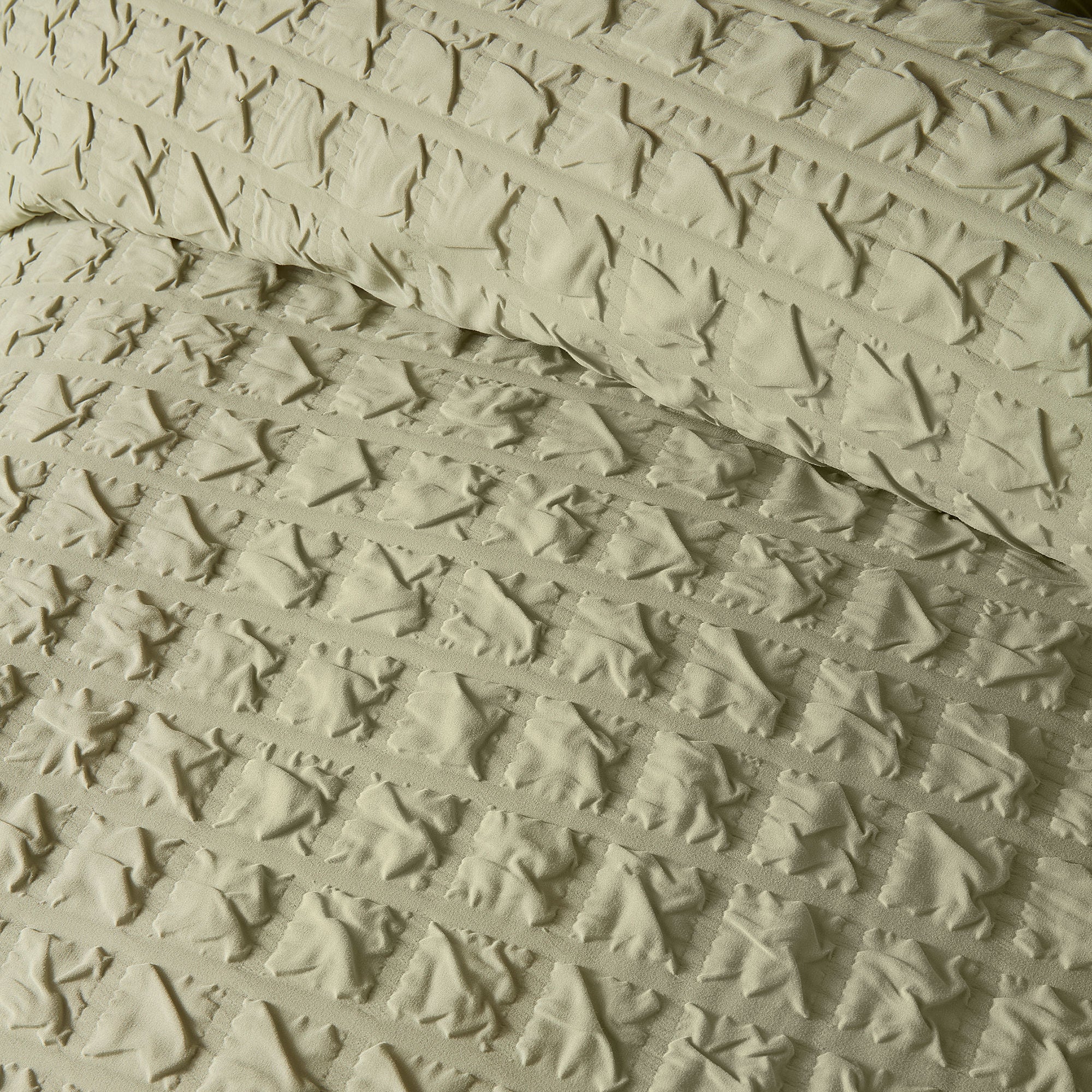 Embossed Grid Duvet Cover Set in Green - Duvet Cover Set - Serene