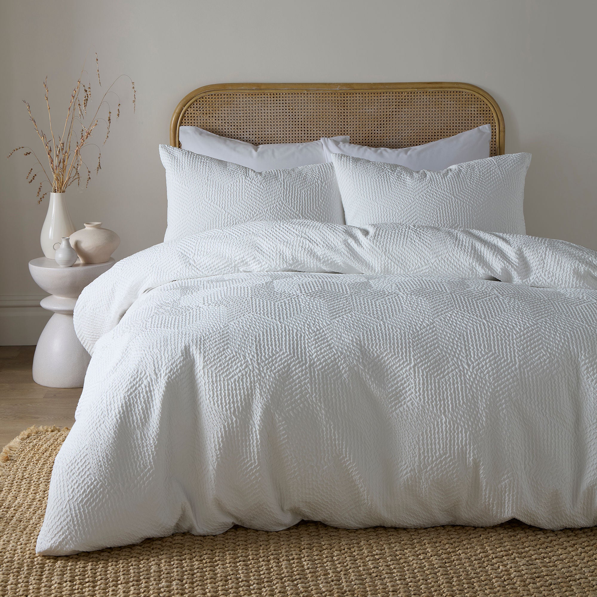 Embossed Geo Duvet Cover Set in White - Duvet Cover Set - Serene