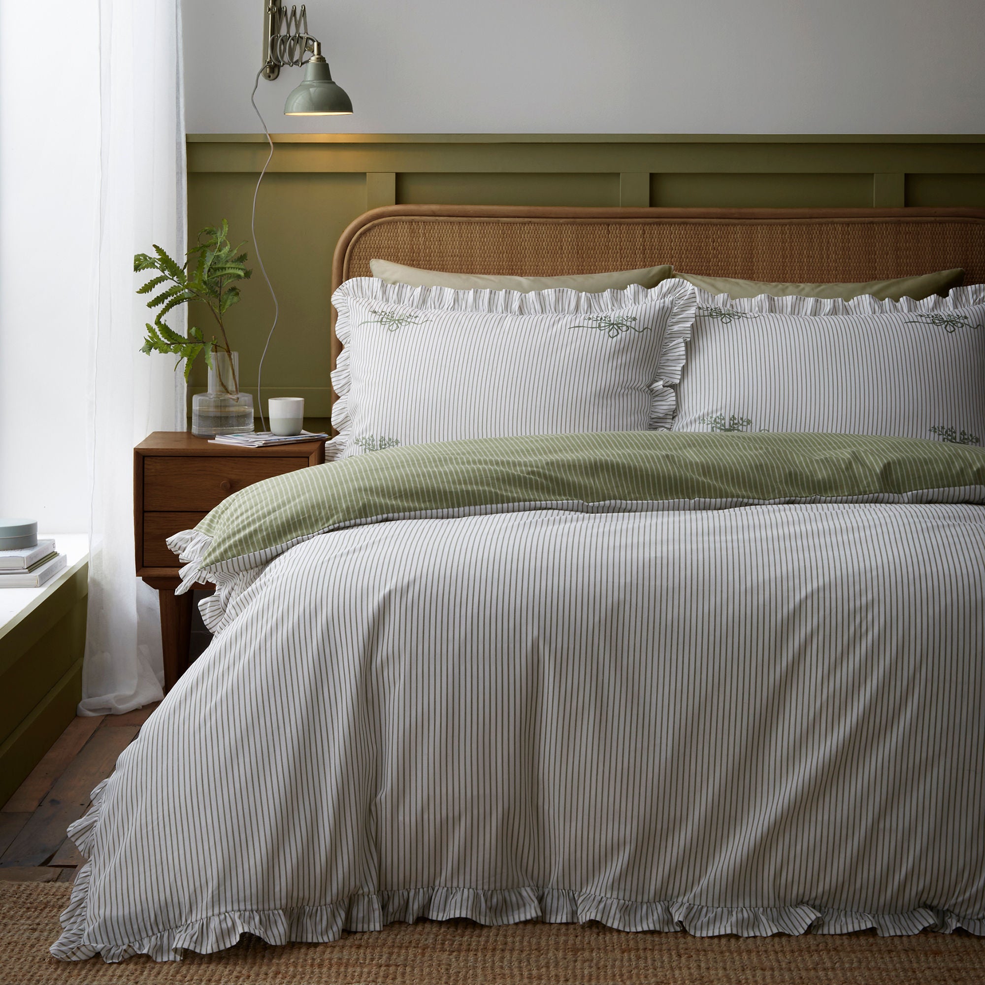 Frilled Embroidered Bow Stripe Duvet Cover Set in Green - Duvet Cover Set - Appletree Boutique