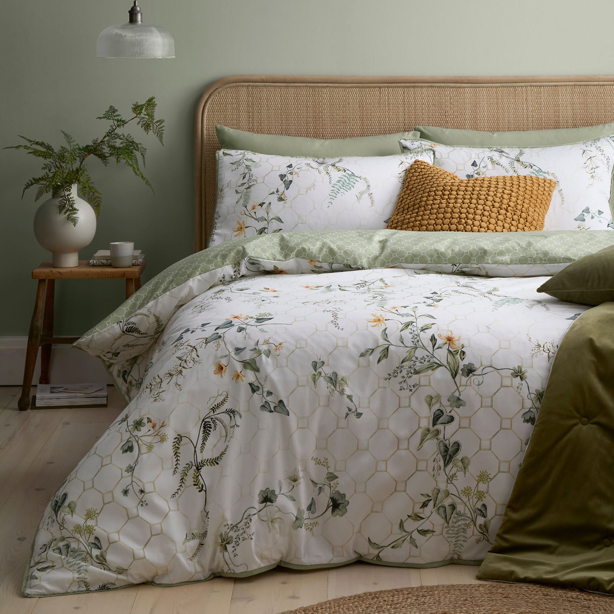 Floral Trellis Duvet Cover Set in Green - Duvet Cover Set - Appletree Heritage