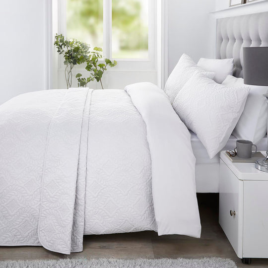 Gianna Duvet Cover Set in White