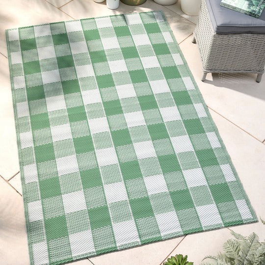 Gingham Outdoor Rug in Green 120 x 170cm
