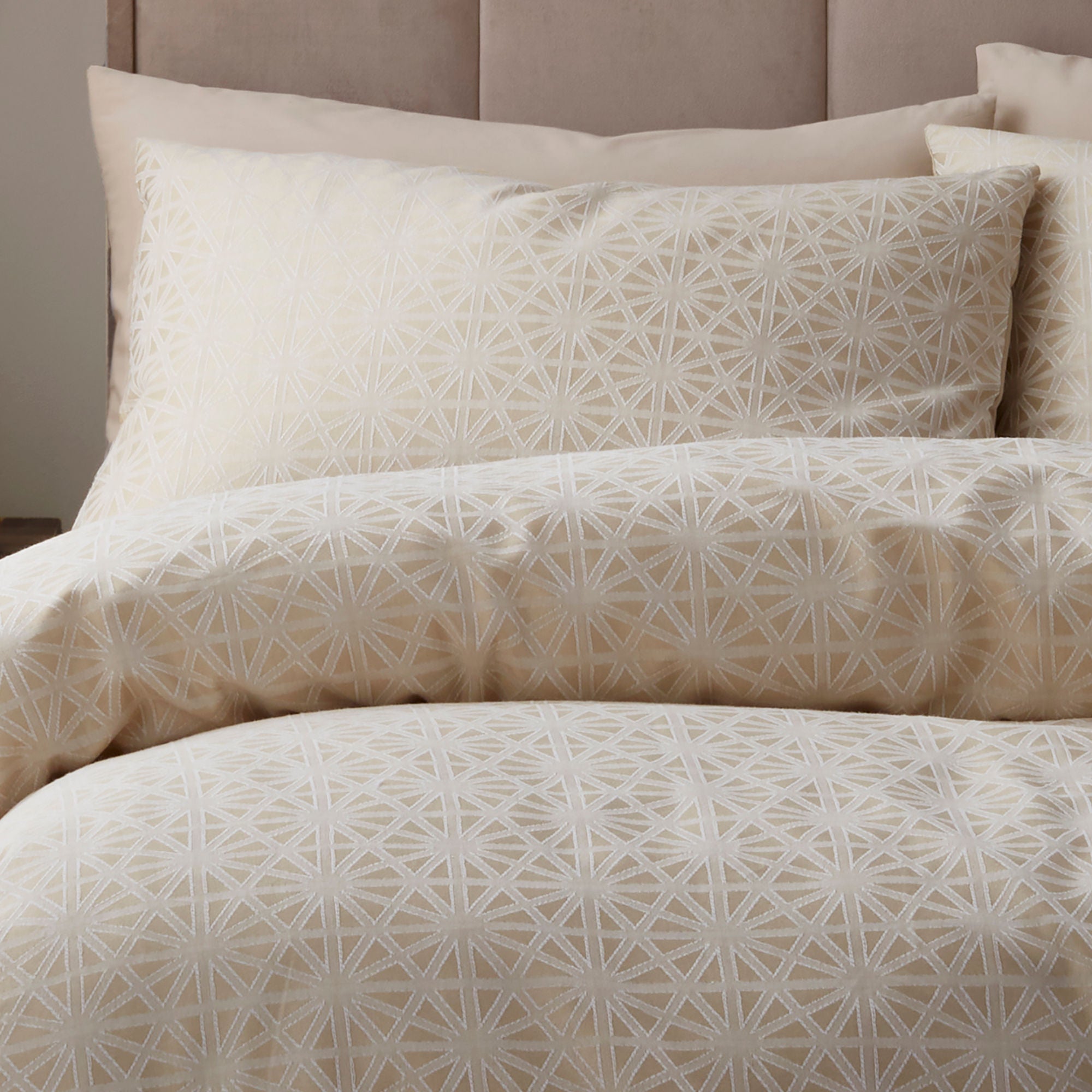 Geo Jacquard Duvet Cover Set in Natural - Duvet Cover Set - Appletree Style