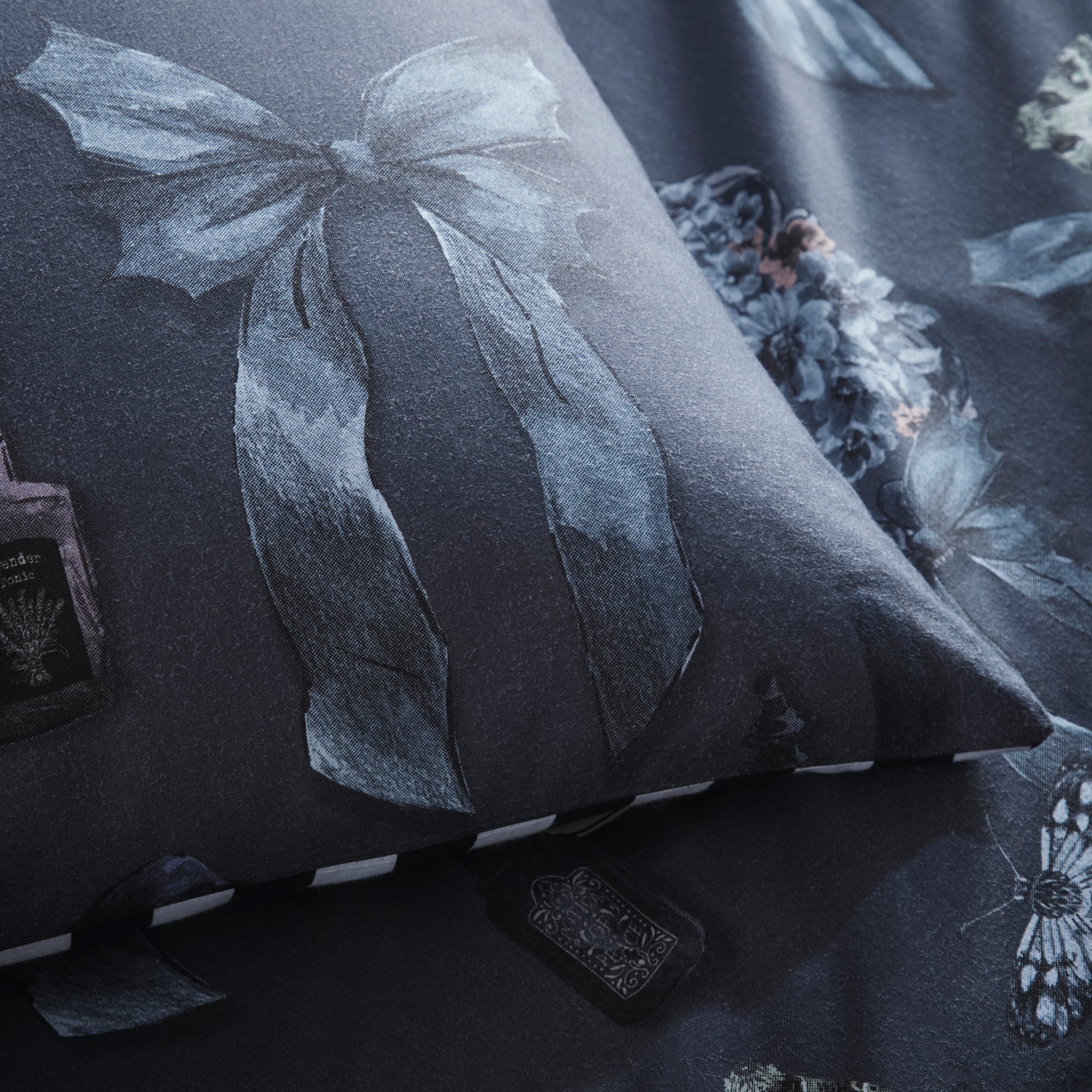 Bows Noir Halloween Duvet Cover Set in Grey - Duvet Cover Set - Fusion