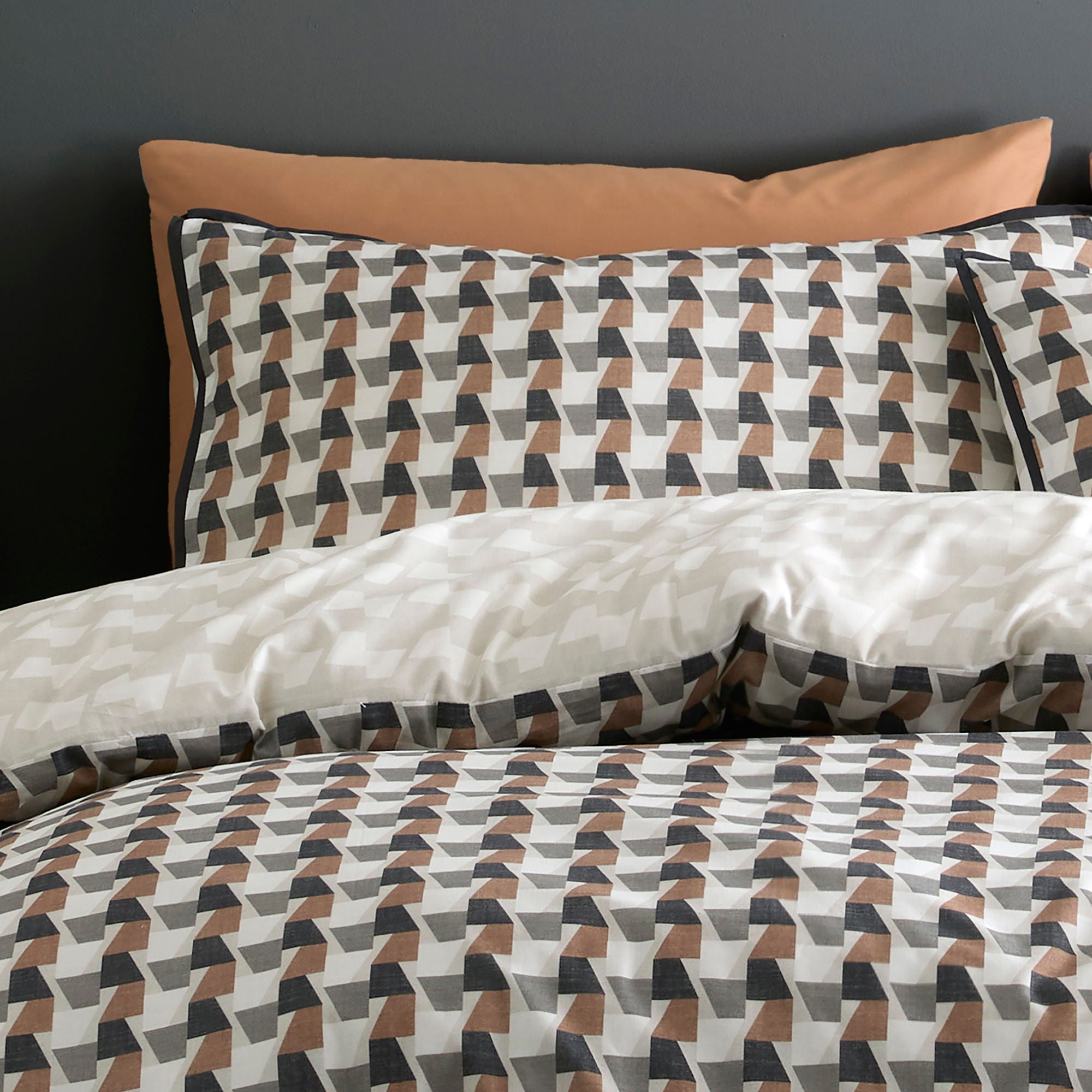 Jett Duvet Cover Set in Brown/Bracken - Duvet Cover Set - Appletree