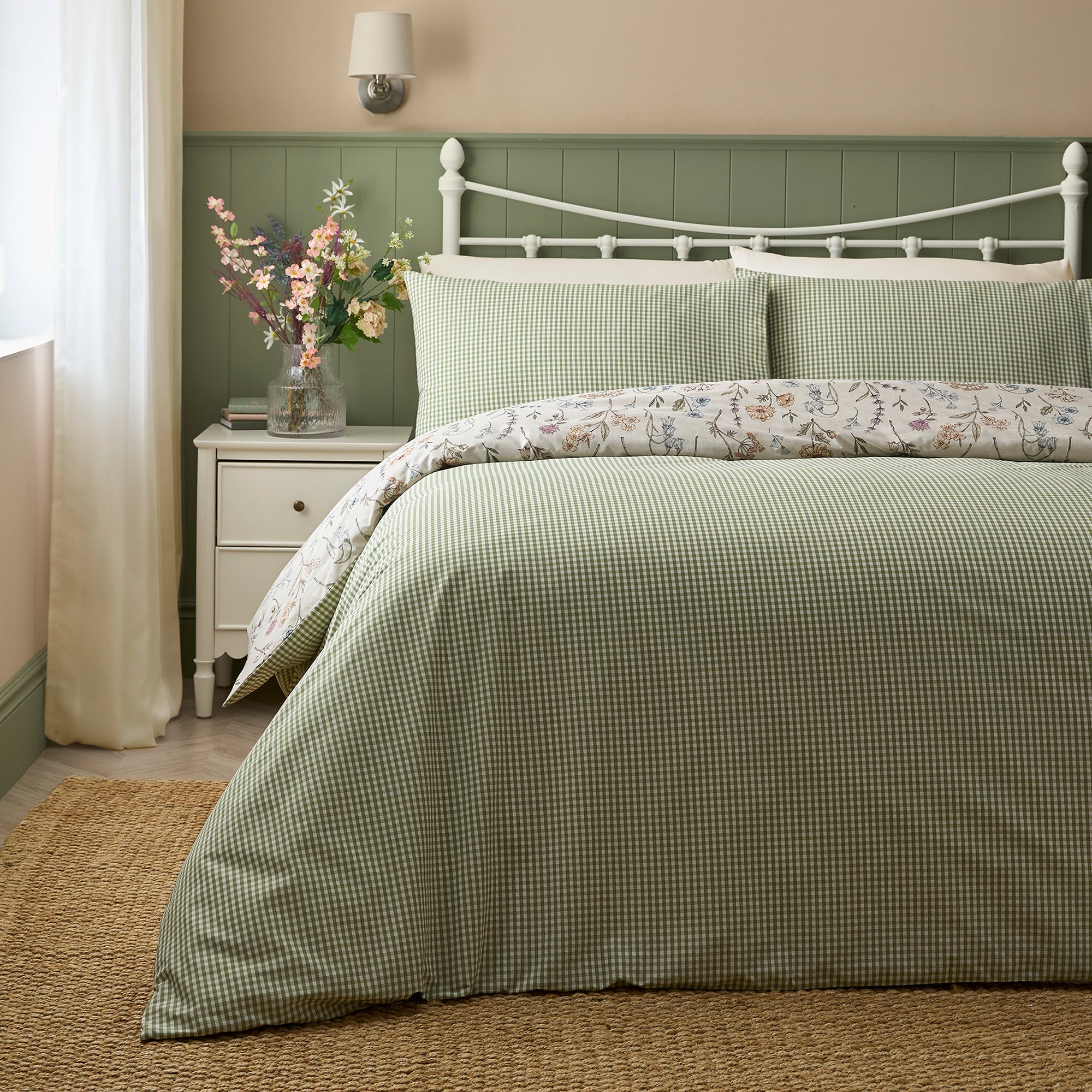Meadow Floral Duvet Cover Set in Multi - Duvet Cover Set - D & D Design