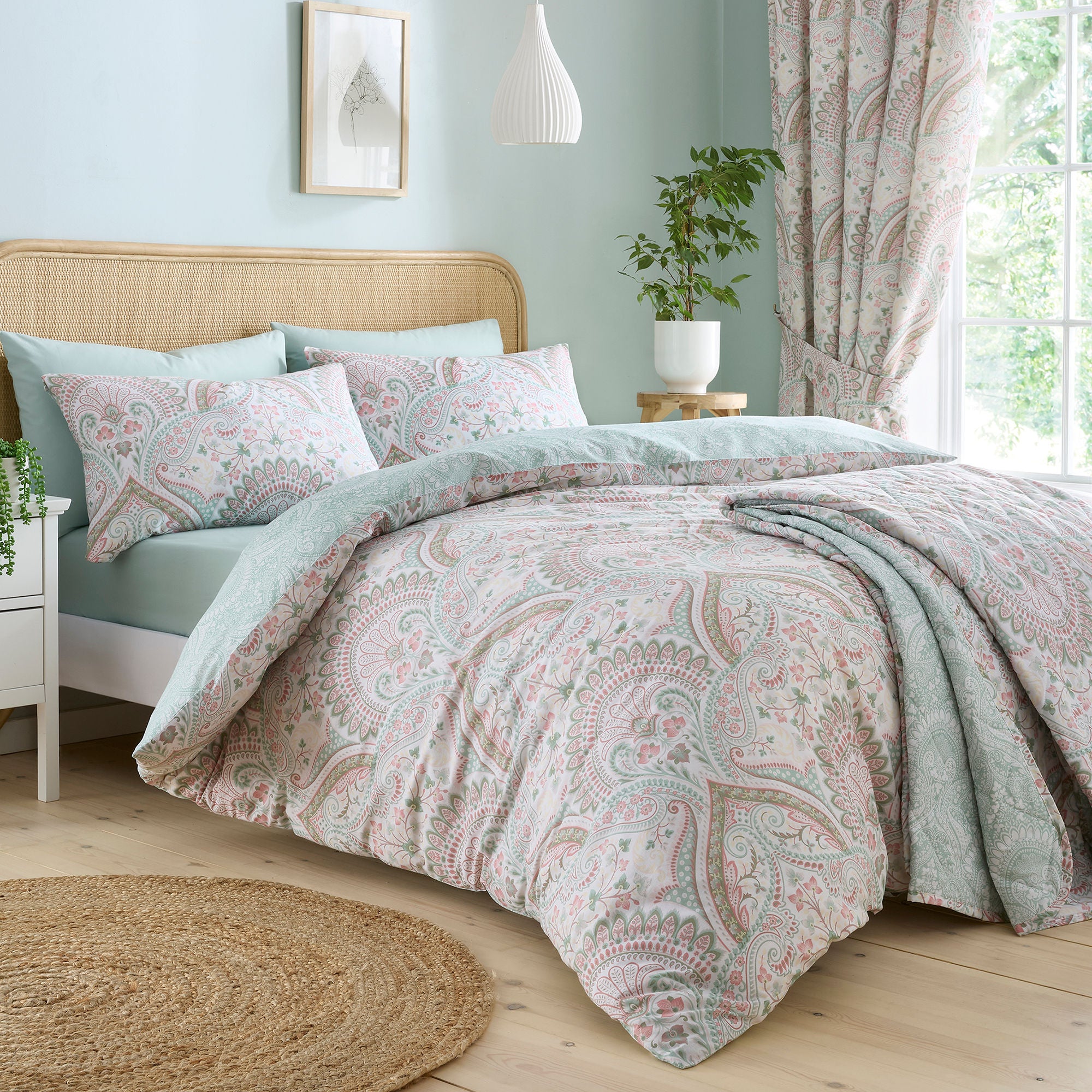 Palais Bedspread by Dreams & Drapes Design in Green 195cm x 230cm - Bedspread - Dreams & Drapes Design