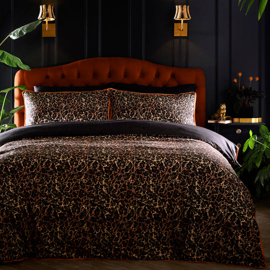 Roxy Leopard Print Duvet Cover Set in Black