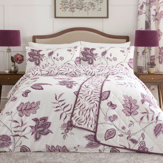 Samira Duvet Cover Set in Plum