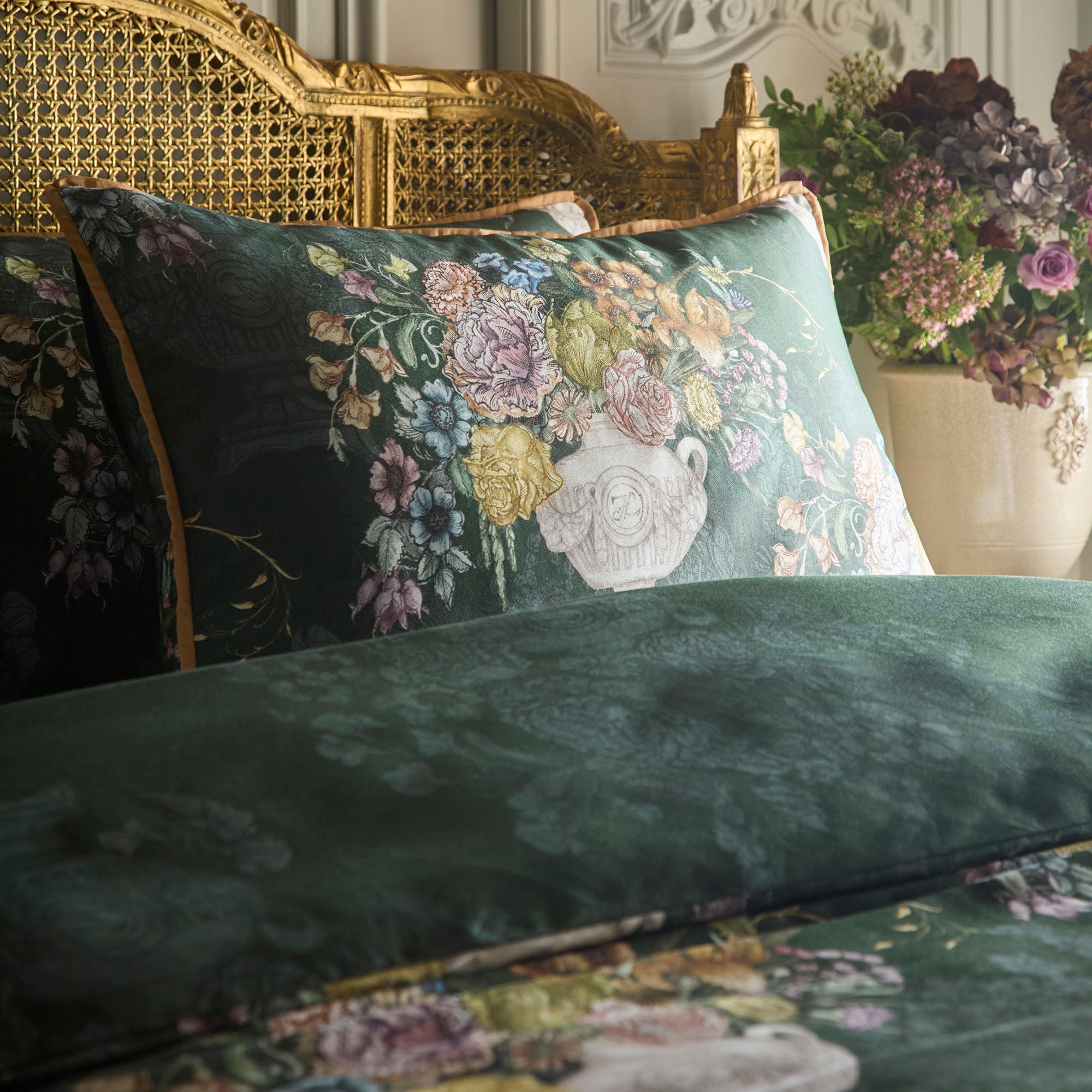 Tuscan Holiday Duvet Cover Set in Green