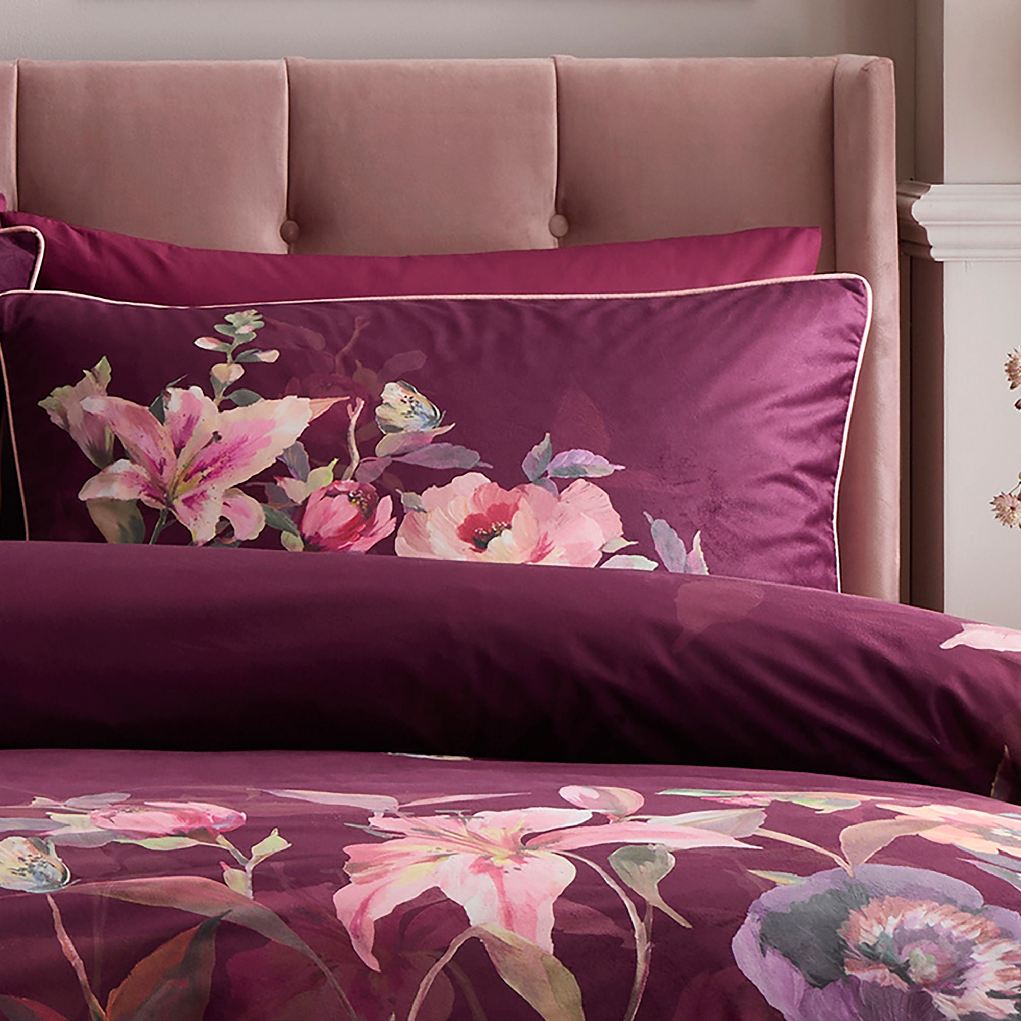 Tatiana Duvet Cover Set in Berry - Duvet Cover Set - Soiree