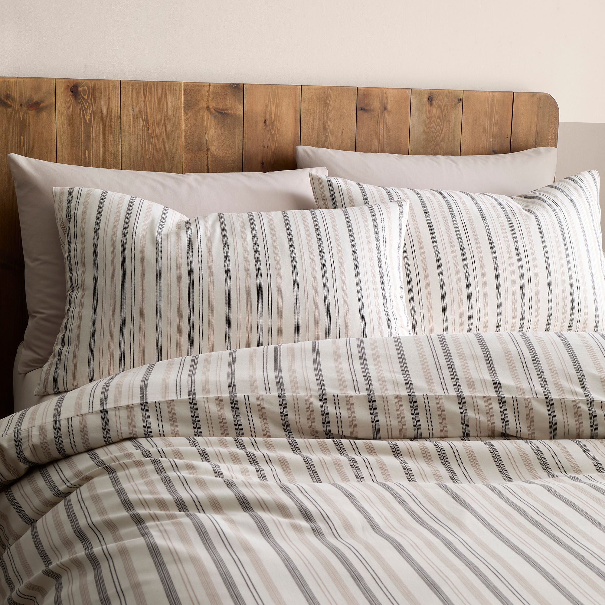 Yarn Dyed Woven Thin Stripe Duvet Cover Set in Natural - Duvet Cover Set - Appletree