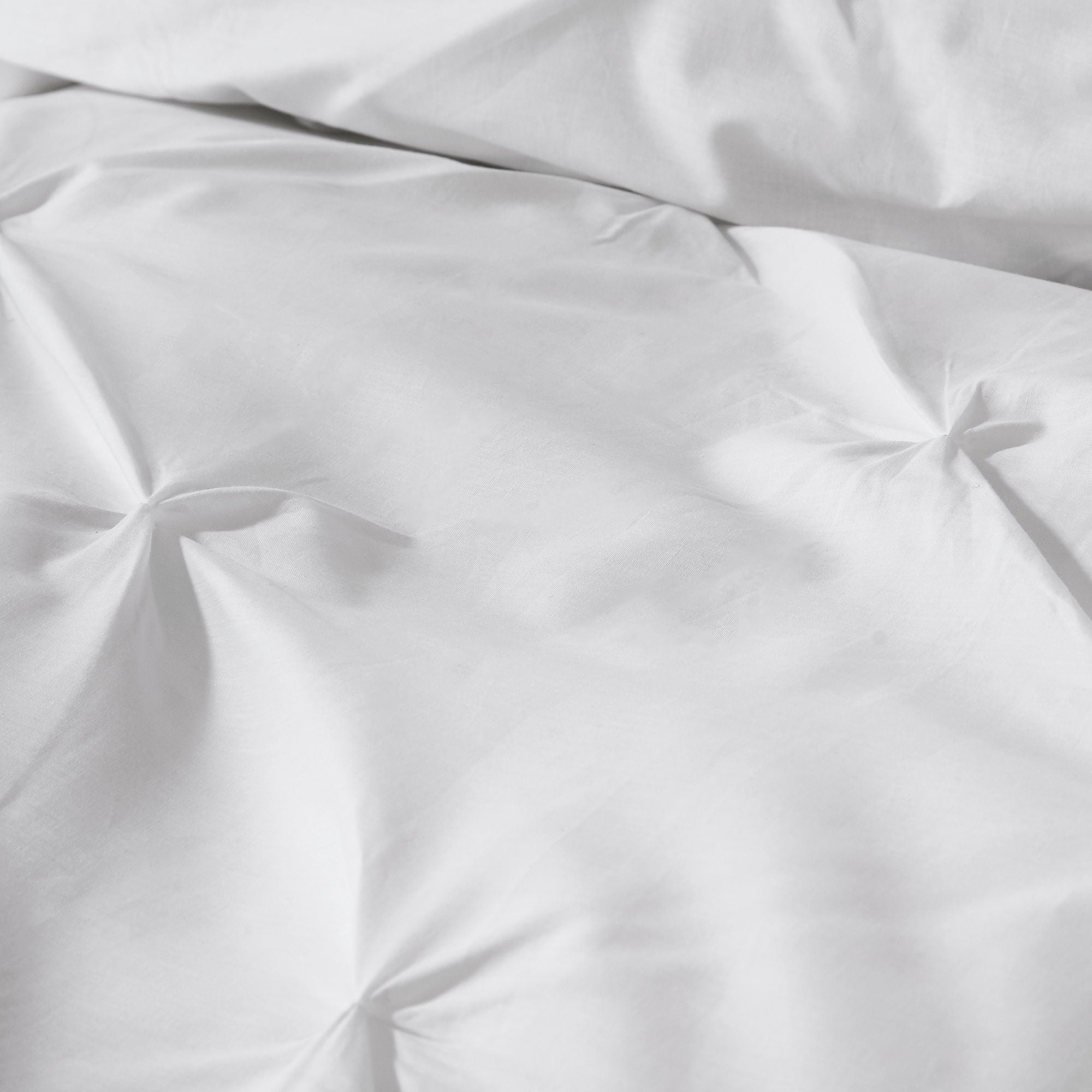 Lara Duvet Cover Set by Serene in White - Duvet Cover Set - Serene