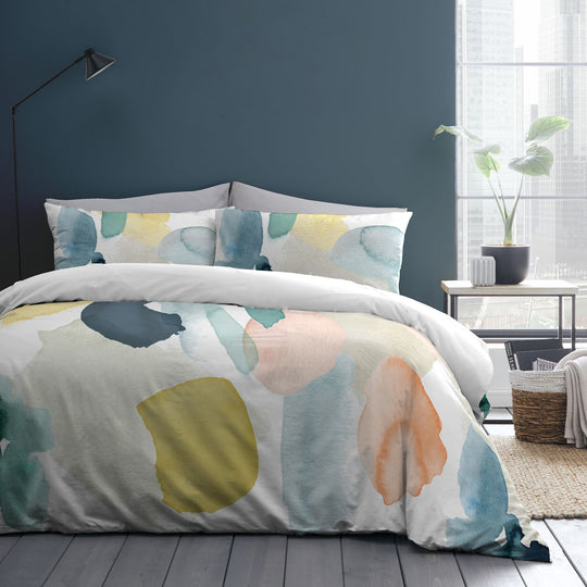 Solice Duvet Cover Set in Multicolour